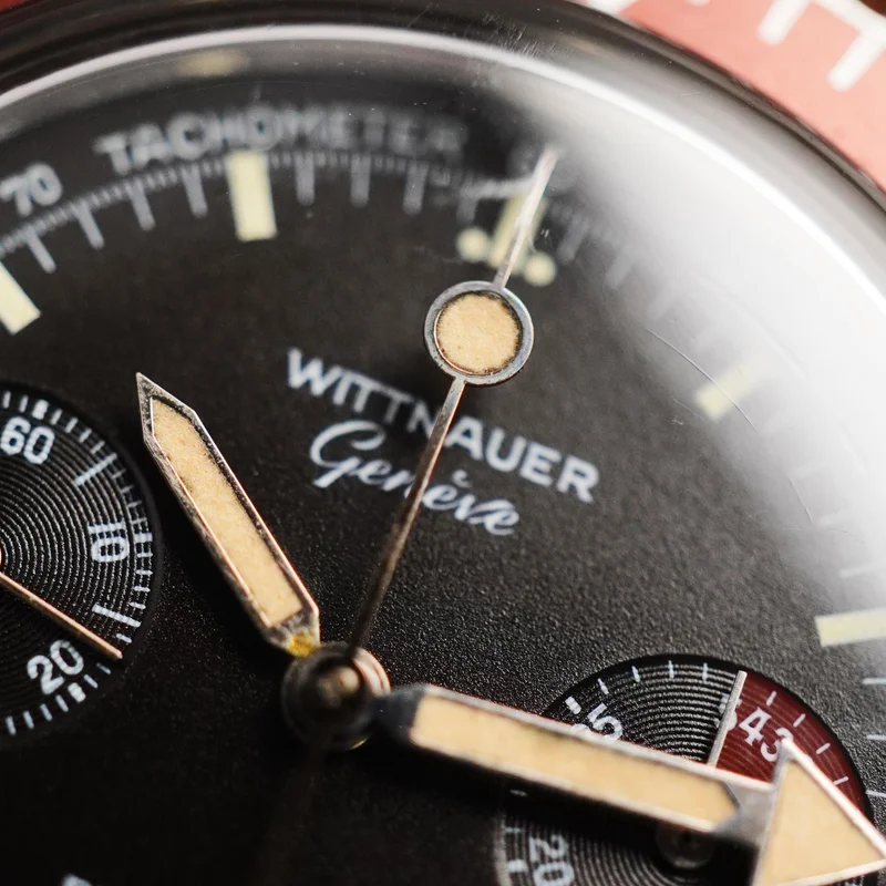Thumb The Wittnauer Genève Professional Chronograph