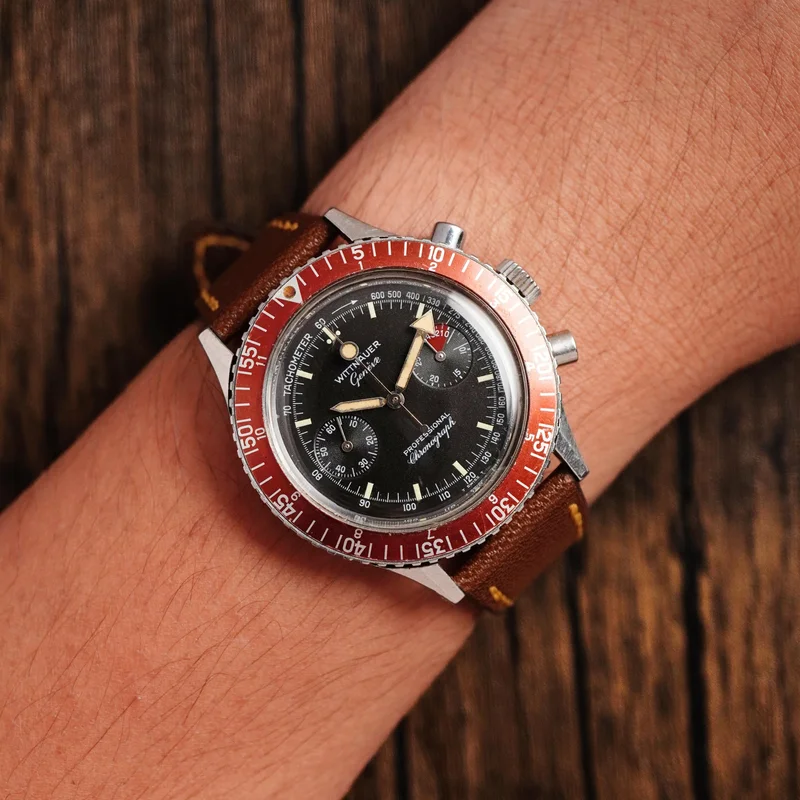 Thumb The Wittnauer Genève Professional Chronograph