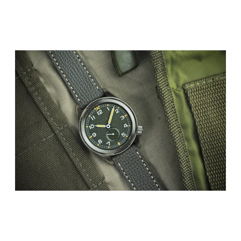 Thumb Vario 1945 D12 Army Green Field Watch
