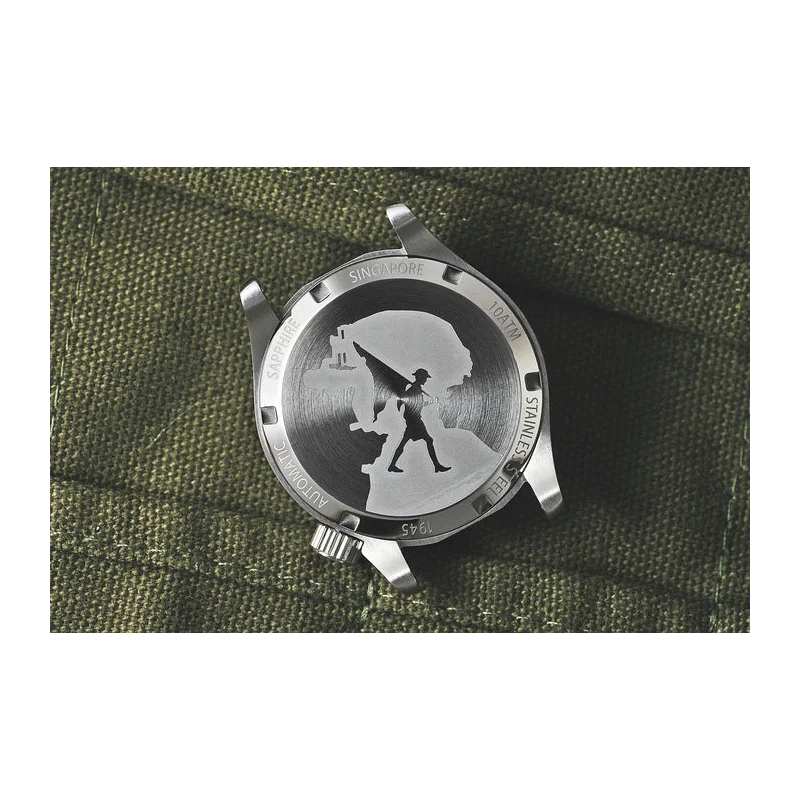 Thumb Vario 1945 D12 Sand Beige Field Watch