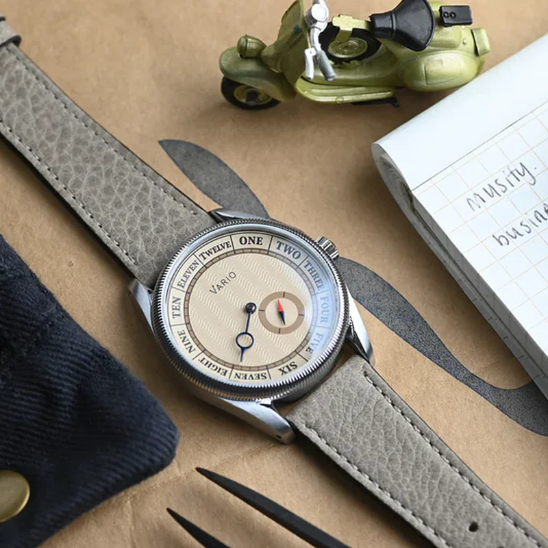 Thumb Vario NAVI Single Hand Sand Beige Small Seconds Compass