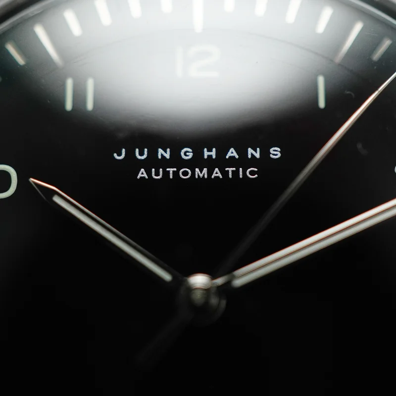 Thumb Max Bill Automatic Black No-Date