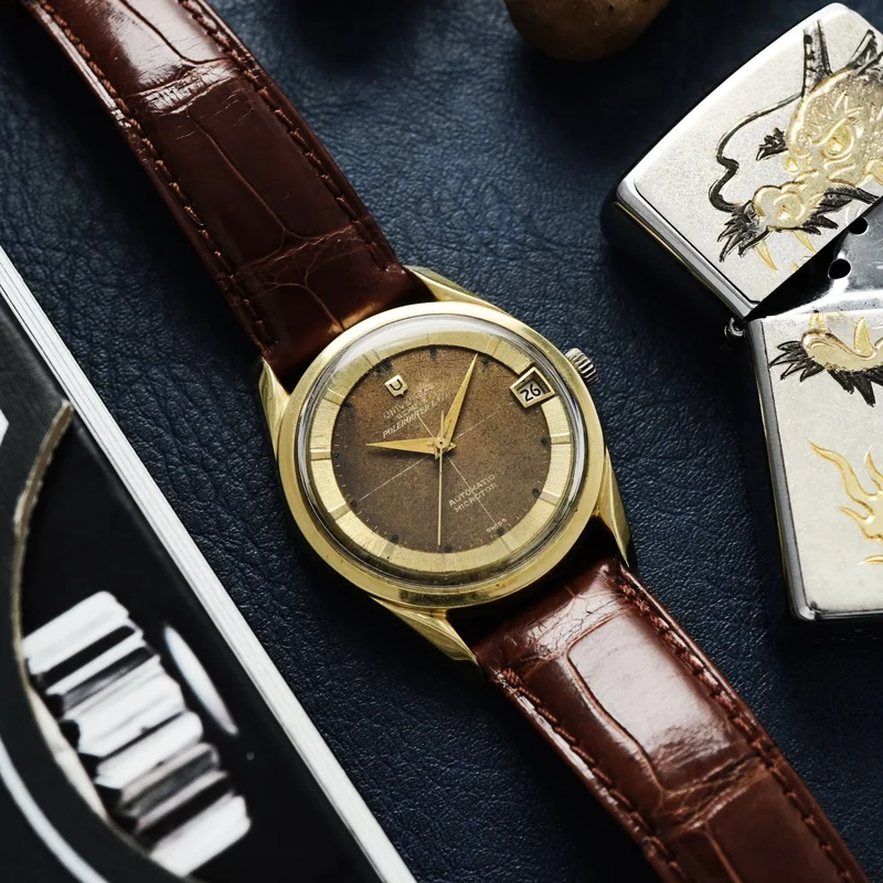 Thumb Universal Genève Polerouter Date Ref. 204504/2 Tropical Choco Crosshair Dial