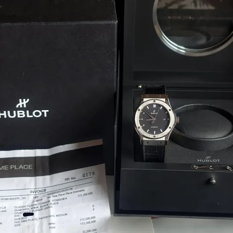 Thumb Classic Fusion 42 Titanium / Black / Rubber