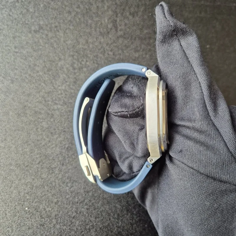 Thumb BR 05 Stainless Steel / Blue / Rubber