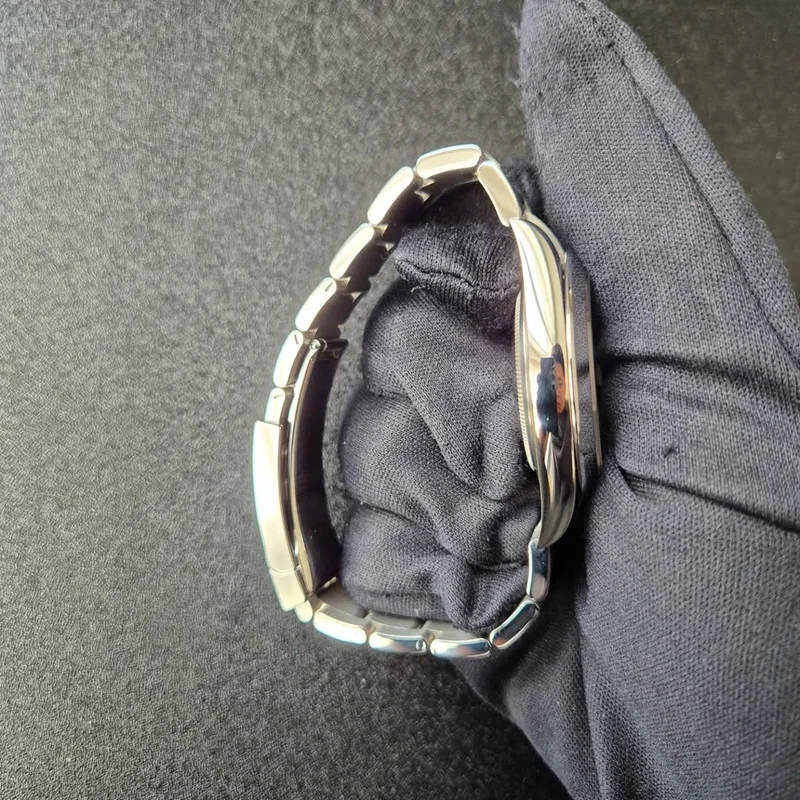 Thumb Datejust 41 Stainless Steel Smooth / Oyster / Green - Fluted