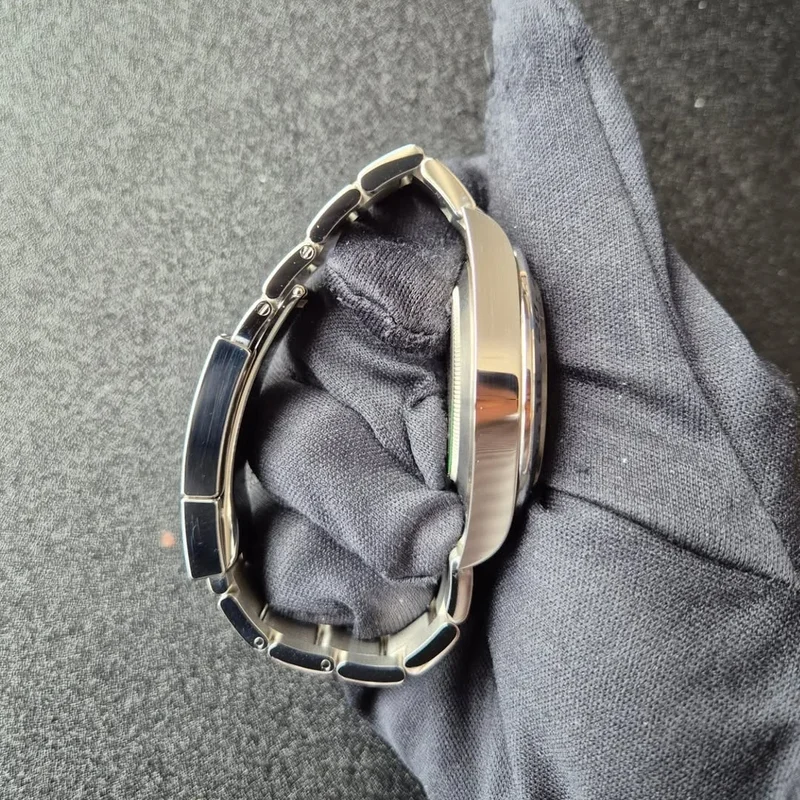 Thumb Explorer II Stainless Steel / White