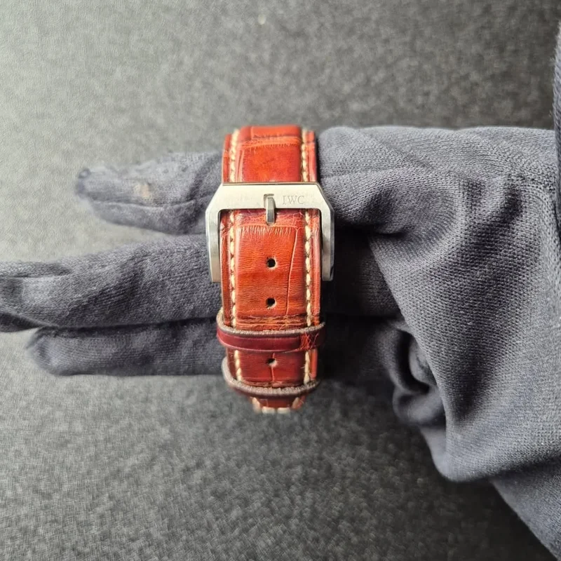 Thumb Pilot's Watch Spitfire Chronograph Stainless Steel / Silver / Strap