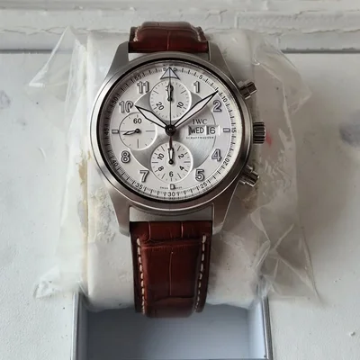 Pilot's Watch Spitfire Chronograph Stainless Steel / Silver / Strap