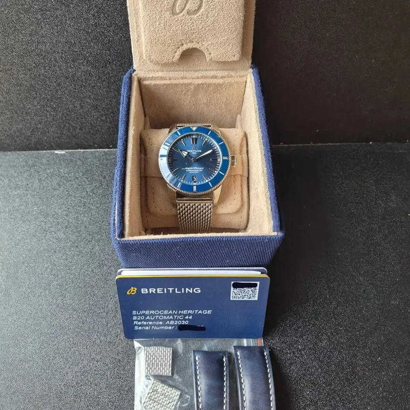 Thumb Superocean Heritage II B20 Automatic 44 Stainless Steel / Blue / Bracelet