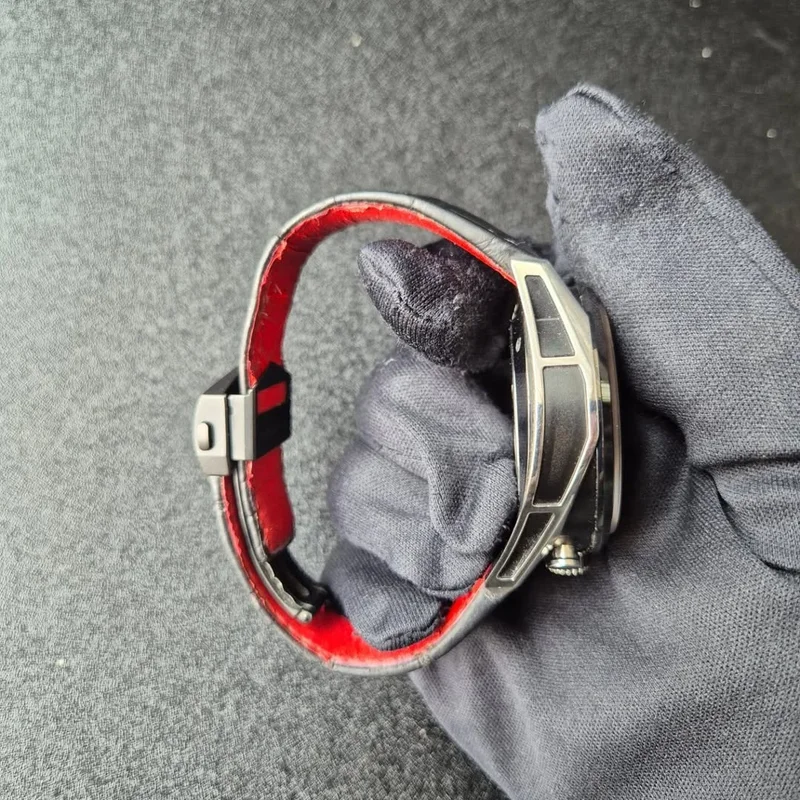 Thumb Carrera Calibre 1887 45 Bullhead Stainless Steel / Titanium / Black / Alligator