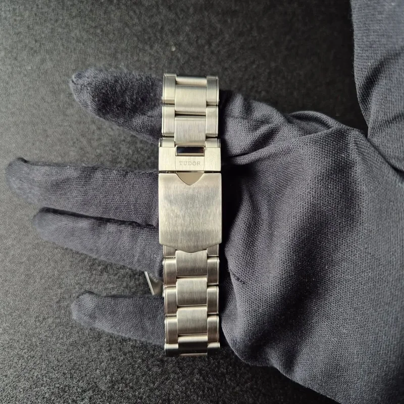 Thumb Heritage Black Bay Steel Manufacture / Bracelet