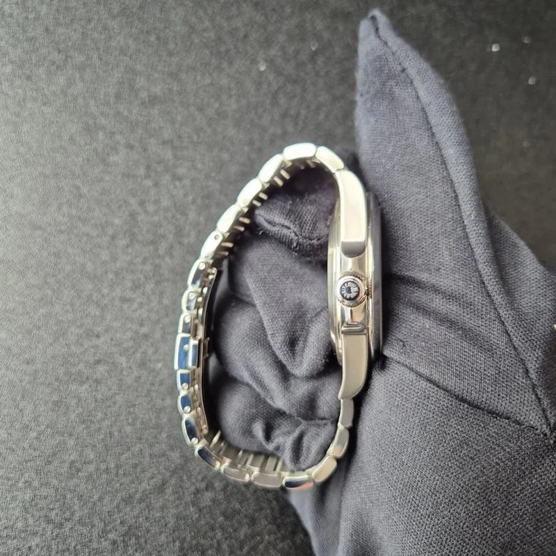 Thumb Conquest 41 Stainless Steel / Green / Bracelet