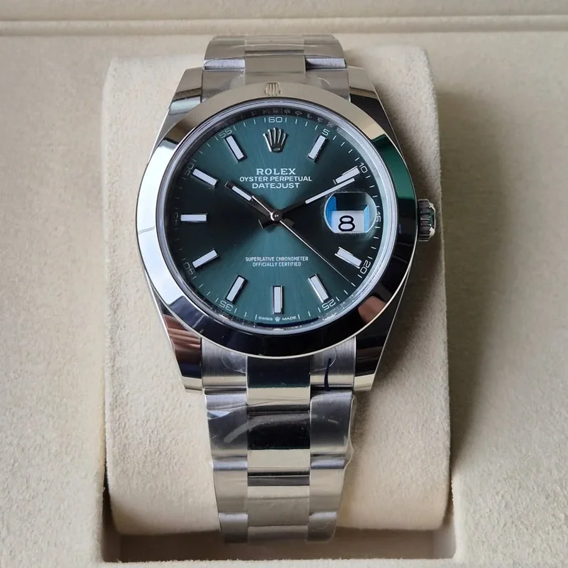 Datejust 41 Stainless Steel Smooth / Oyster / Green - Fluted