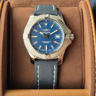 Avenger Automatic 43 Stainless Steel / Blue / Military / Folding