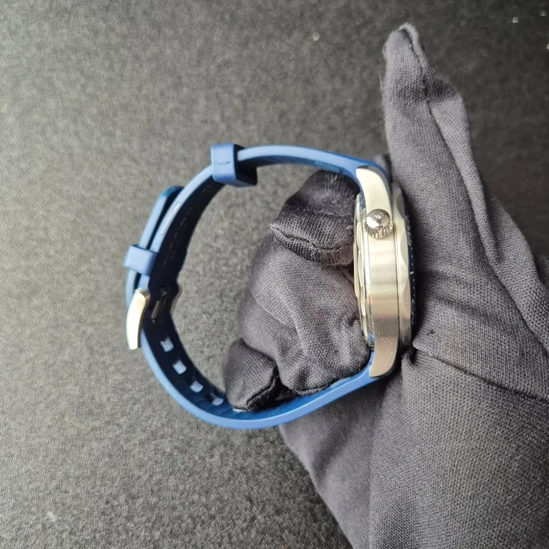Thumb Seamaster Diver 300M Master Co-Axial 42 Stainless Steel / Blue  / Rubber