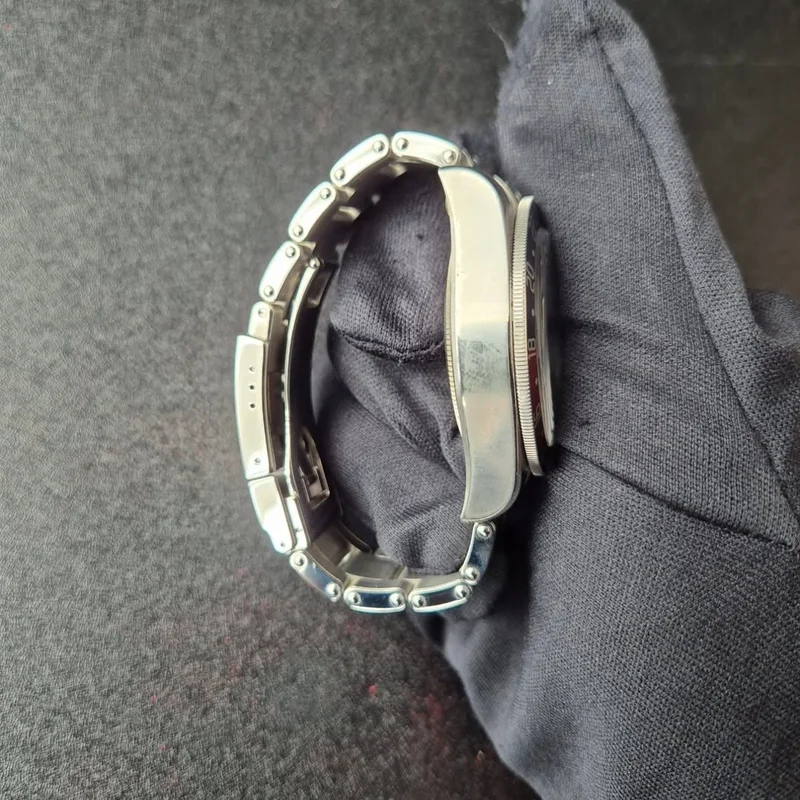 Thumb Black Bay GMT Stainless Steel / Black / Pepsi / Bracelet