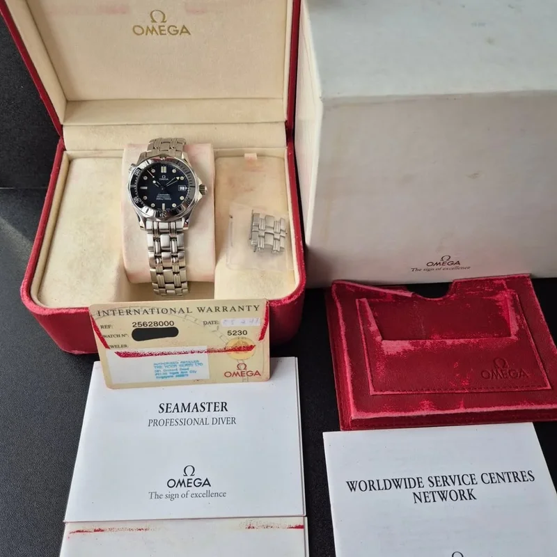 Thumb Seamaster Diver 300M Quartz 36.25 Stainless Steel / Blue / Bracelet