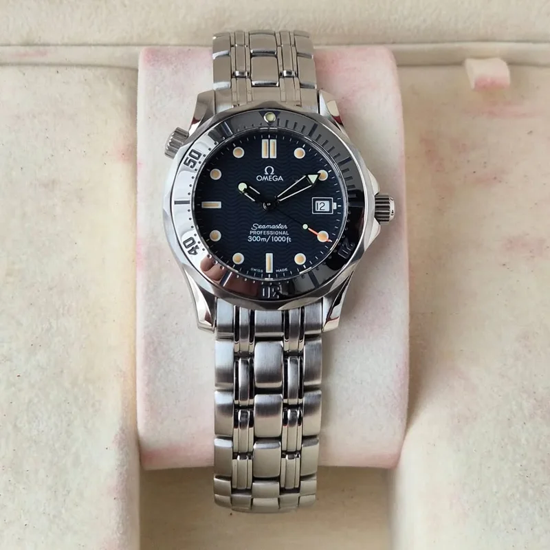 Seamaster Diver 300M Quartz 36.25 Stainless Steel / Blue / Bracelet