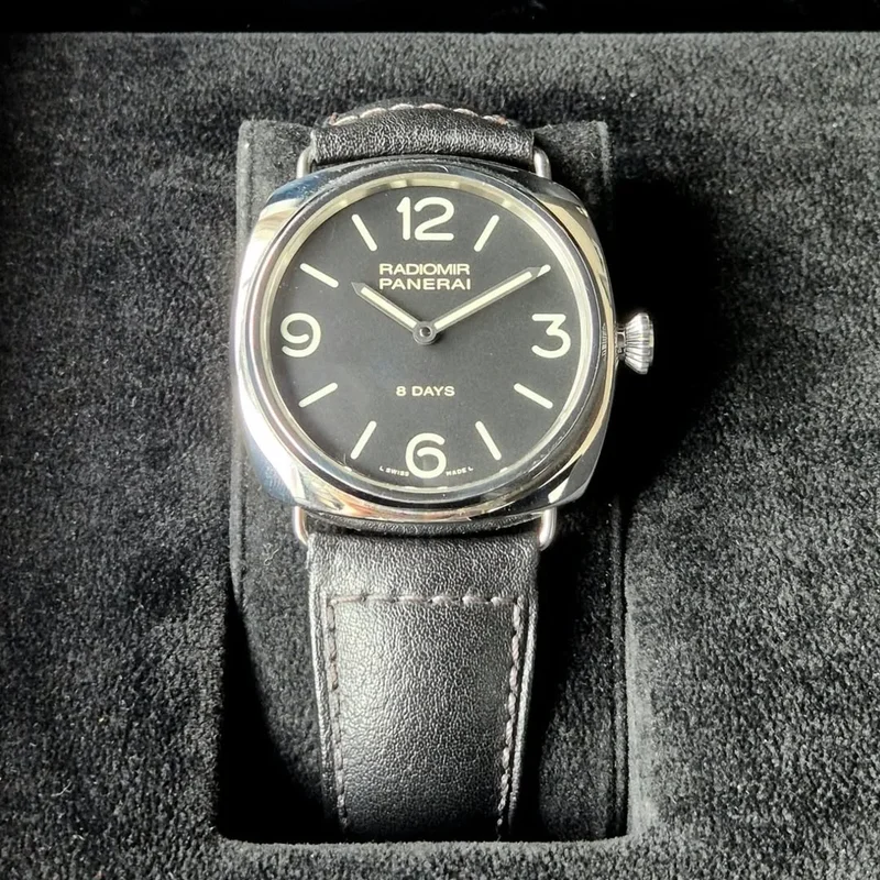 Radiomir Black Seal 8 Days Stainless Steel / Black