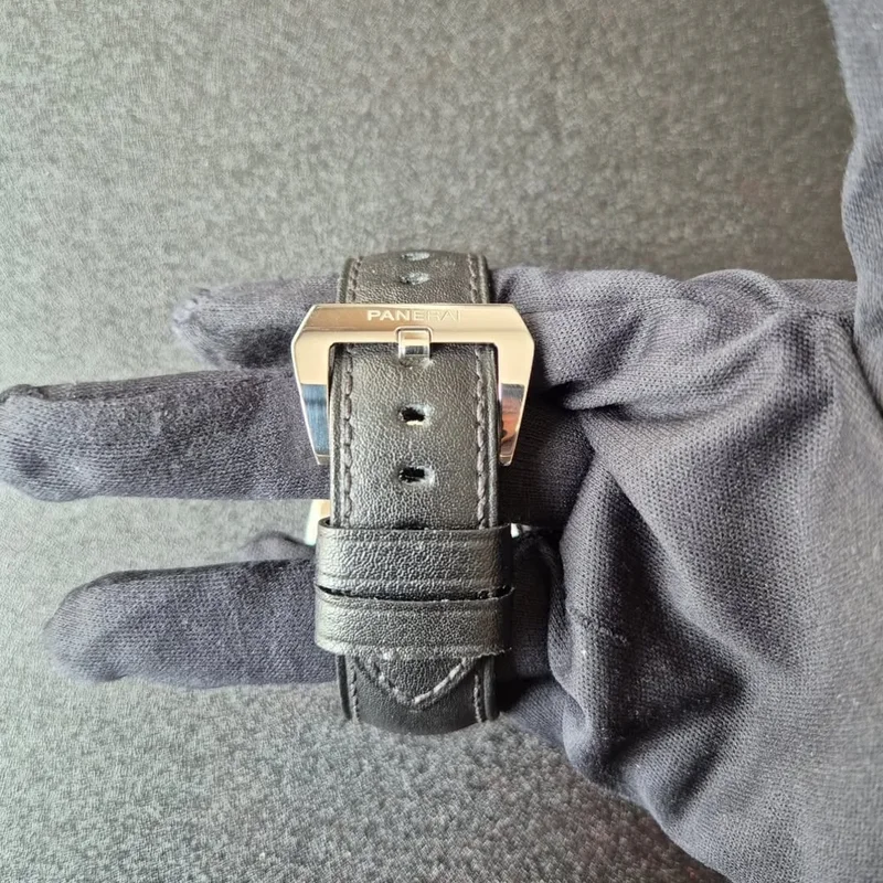 Thumb Radiomir Black Seal 8 Days Stainless Steel / Black