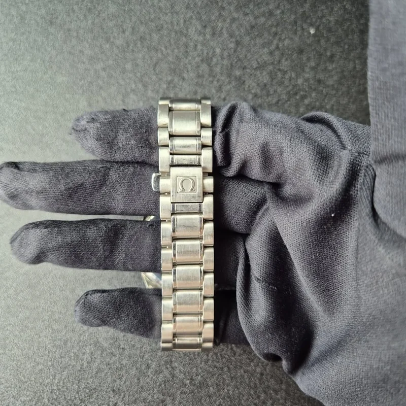 Thumb Speedmaster Date 40 Stainless Steel / Japan Limited Edition / Bracelet