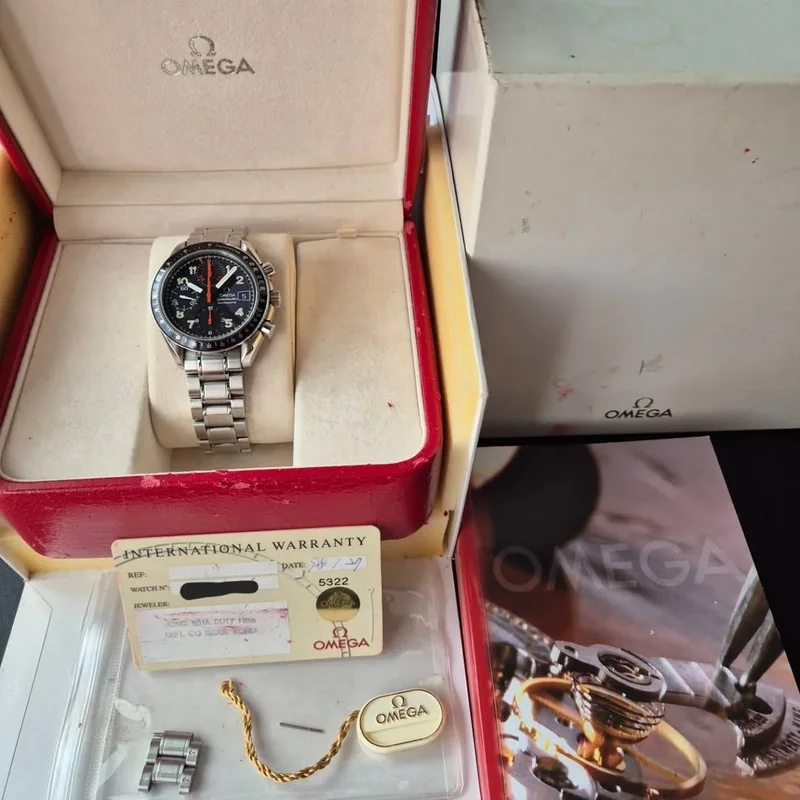 Thumb Speedmaster Date 40 Stainless Steel / Japan Limited Edition / Bracelet