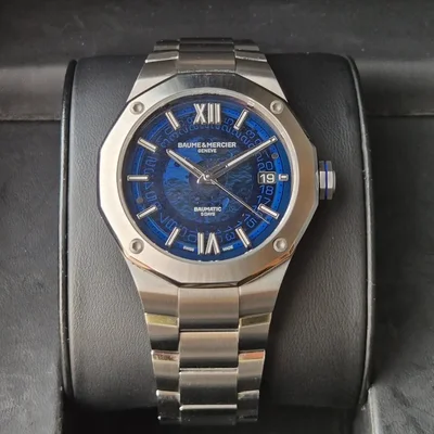 Riviera 42 Stainless Steel / Blue