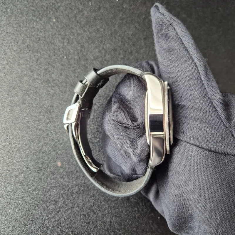 Thumb Heritage Black Bay Black Manufacture / Strap