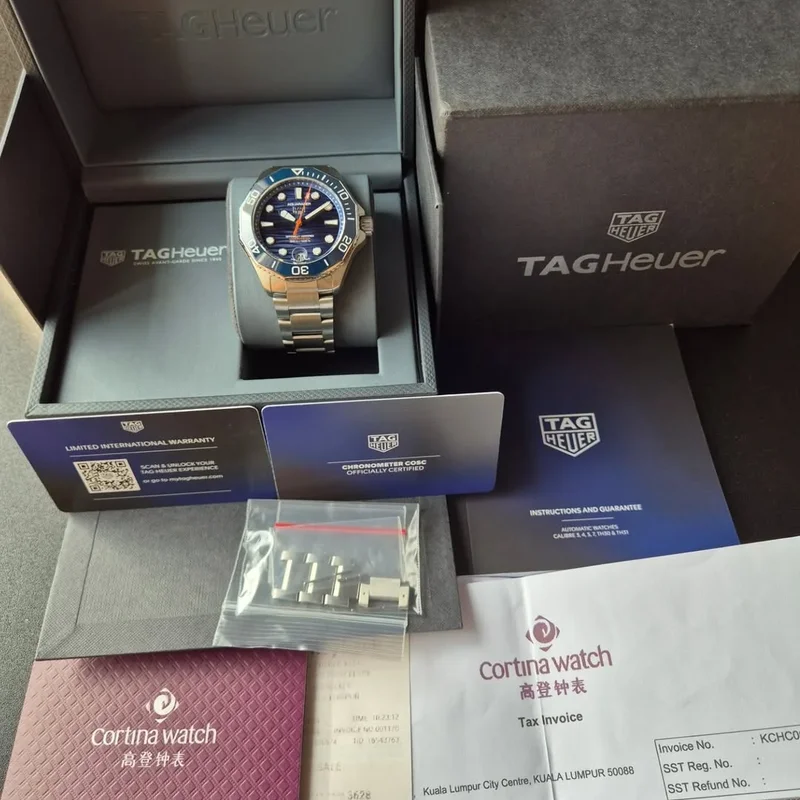 Thumb Aquaracer Professional 300 Blue Stainless Steel / Blue / Bracelet