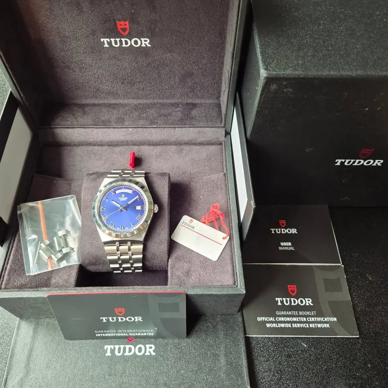 Thumb Royal Day-Date 41 Stainless Steel / Blue - Roman