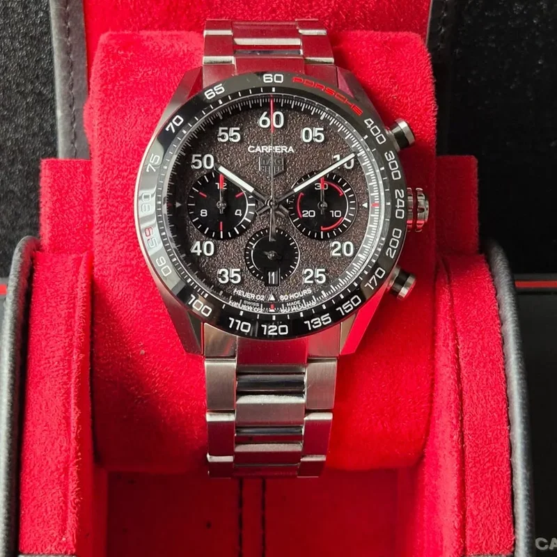 Carrera Porsche Calibre Heuer 02 44