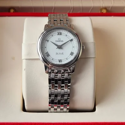 De Ville Prestige Quartz 27.4 Stainless Steel / Vintage Silver / Bracelet
