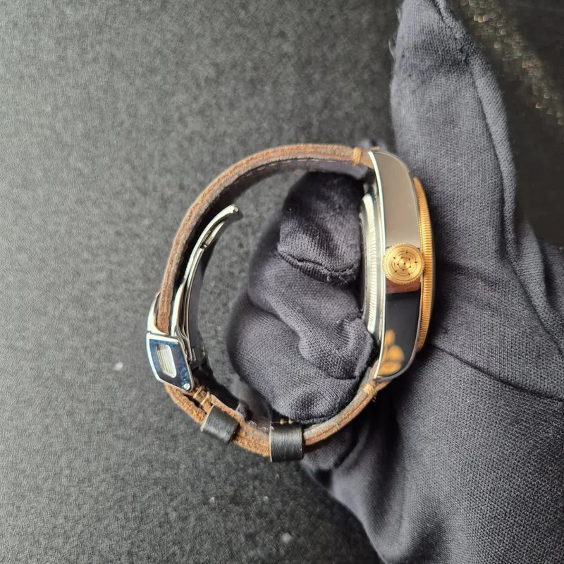 Thumb Heritage Black Bay Black S&G / Stainless Steel / Yellow Gold / Black / Strap