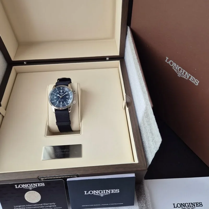 Thumb Legend Diver 39 Stainless Steel / Blue -Strap