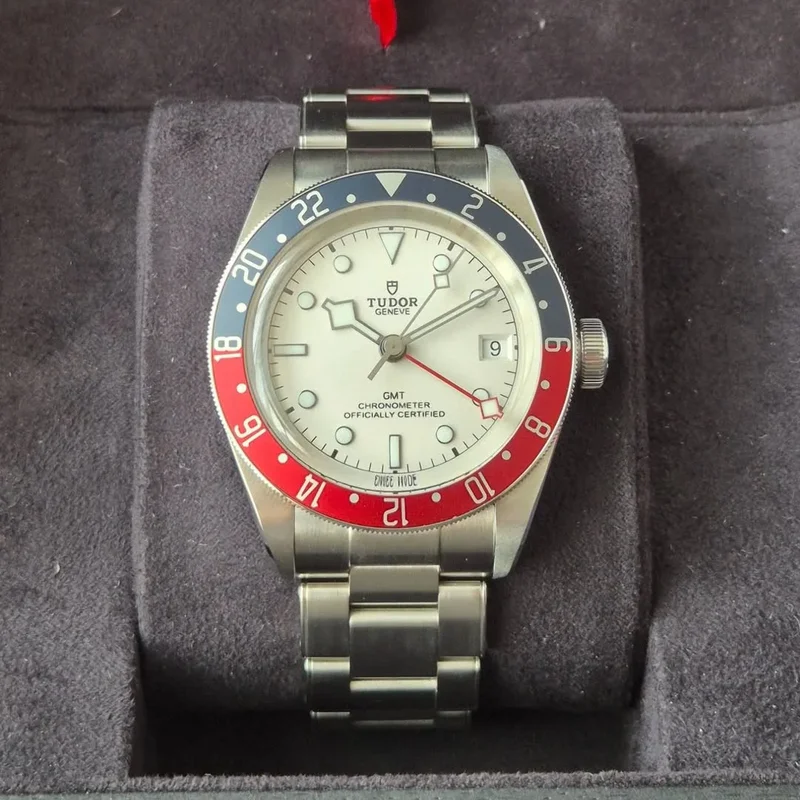 Black Bay GMT Stainless Steel / White / Bracelet