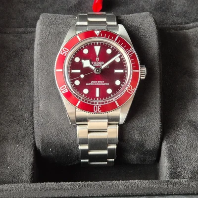 Black Bay Fifty-Eight Stainless Steel Burgundy / Oyster