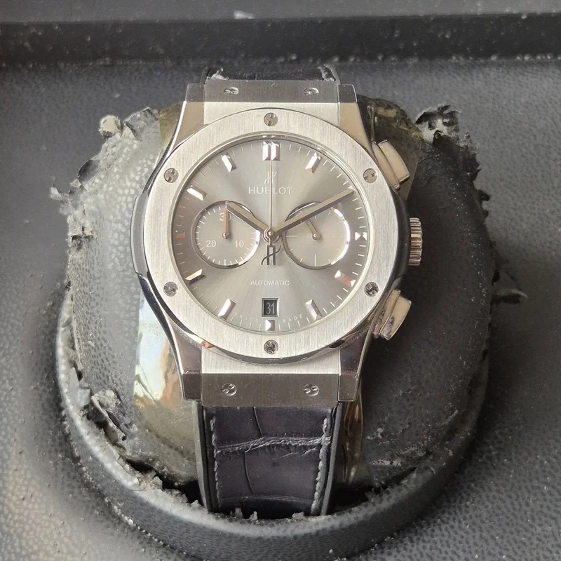 Thumb Classic Fusion 42 Racing Grey Chronograph Titanium