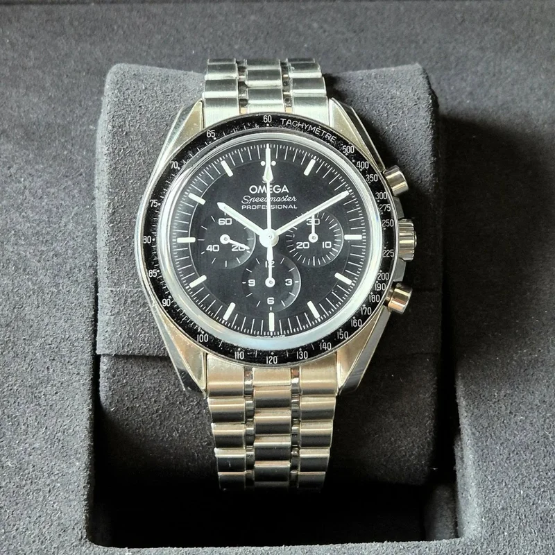 Speedmaster Professional Moonwatch 3861 Stainless Steel / Black / Sapphire / Bracelet