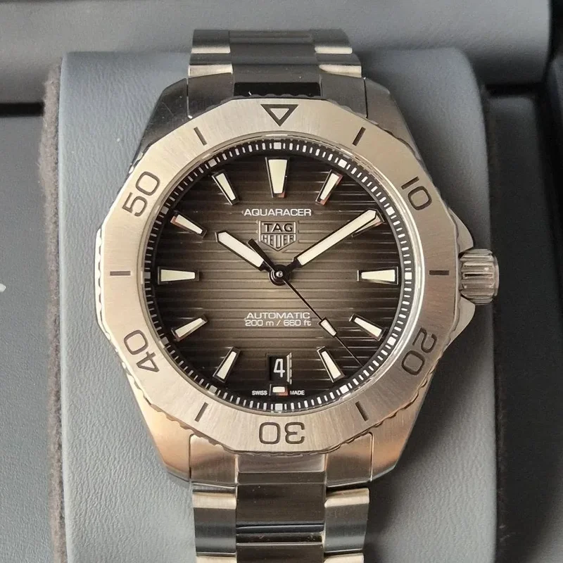 Aquaracer Professional 200 Automatic 40 Stainless Steel / Black