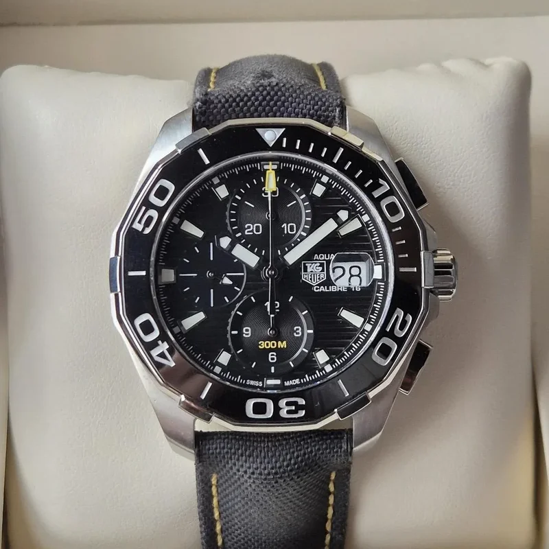 Aquaracer 300M Calibre 16 43 Stainless Steel / Black / Nylon