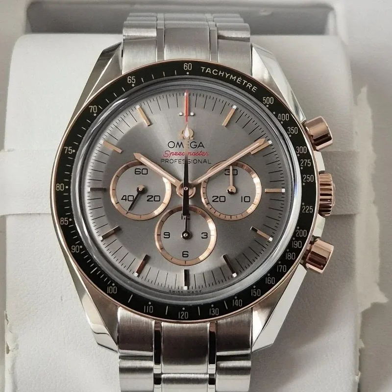 Speedmaster Professional Moonwatch Stainless Steel / Sedna Gold / Grey / Tokyo Olympics