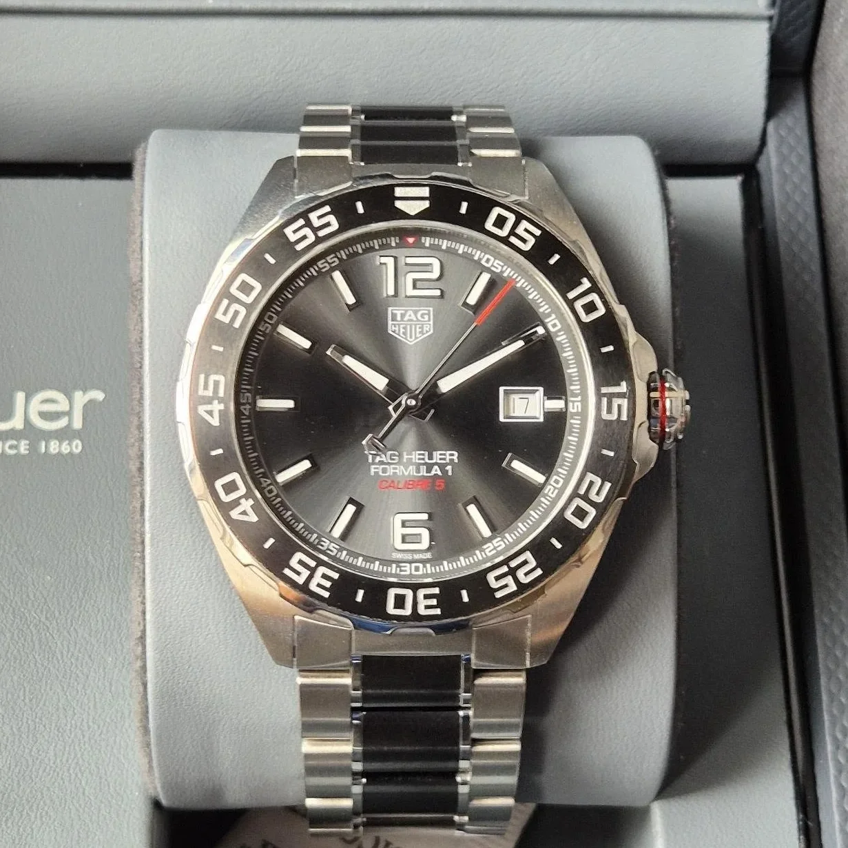 Formula 1 Calibre 5 43 Stainless Steel / Grey / Bracelet