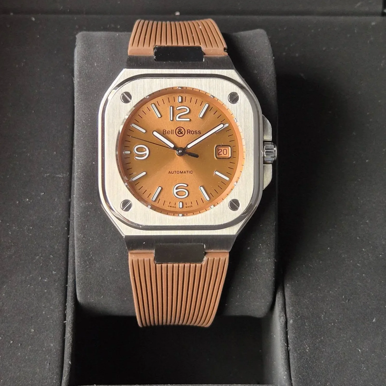 BR 05 Stainless Steel / Brown / Rubber