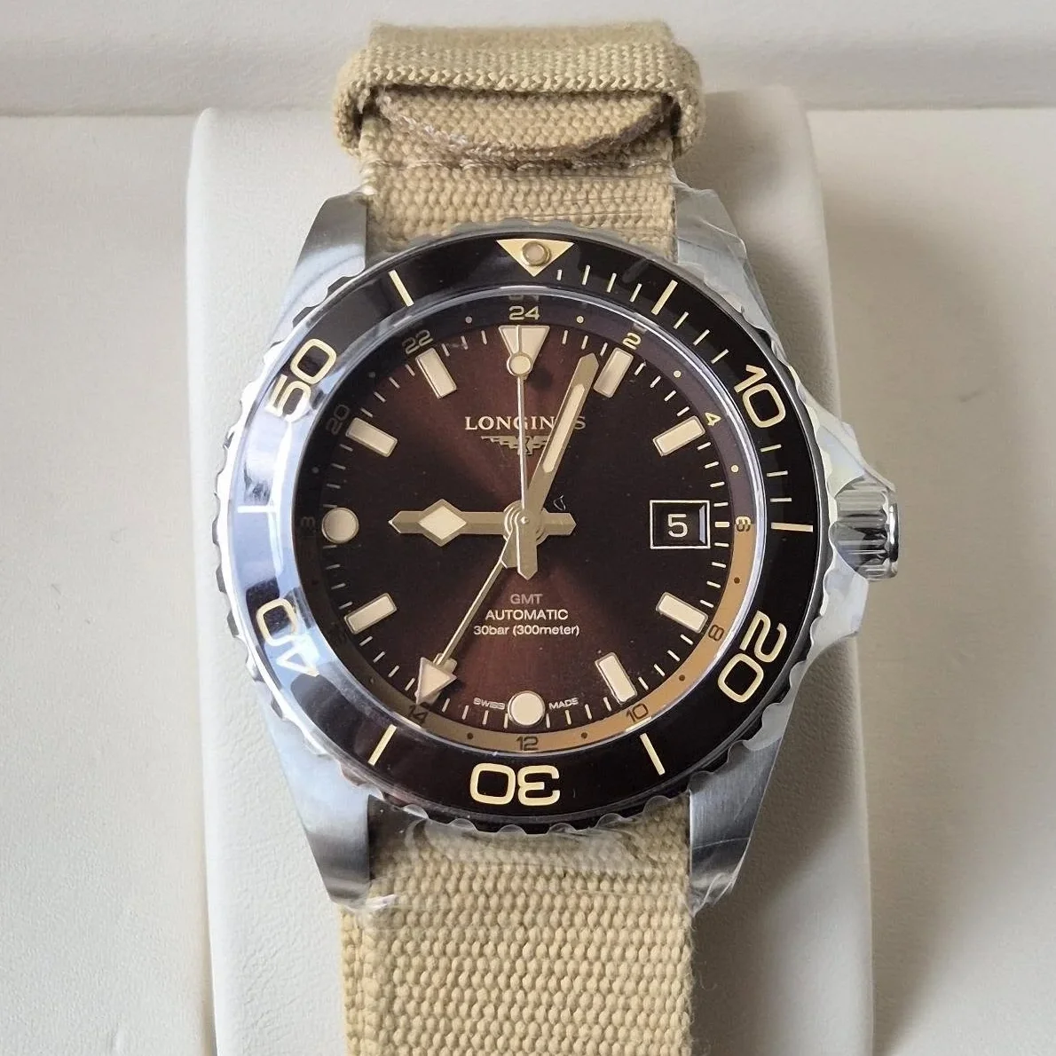 Hydroconquest GMT 41 Stainless Steel / Brown / NATO