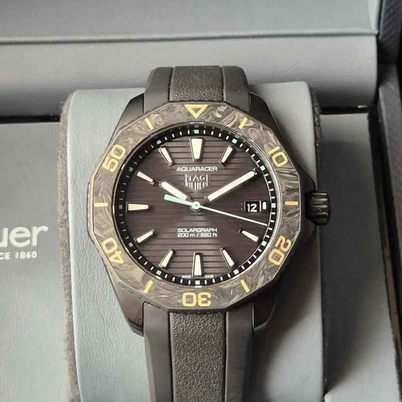 Aquaracer Professional 200 Solargraph 40 DLC - Carbon / Black