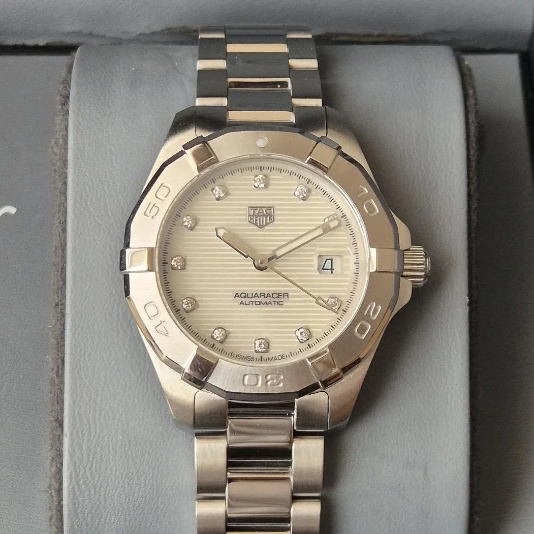 Aquaracer 300M Calibre 9 Automatic 32 Stainless Steel / MOP - Diamond / Bracelet