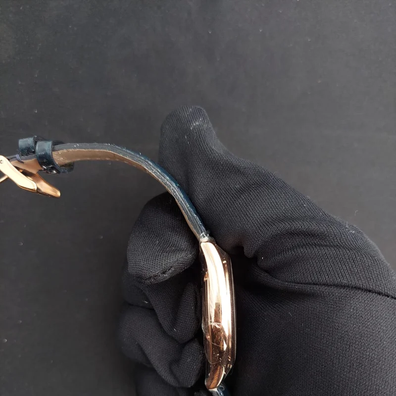 Thumb Index Automatic Black