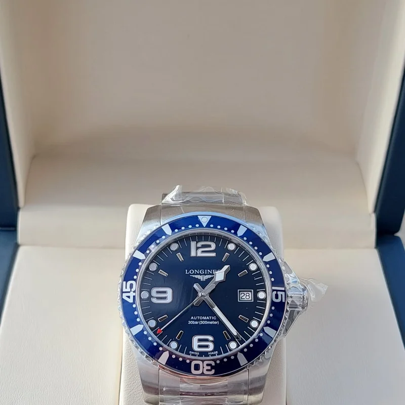 HydroConquest 41 Automatic Stainless Steel / Blue / Bracelet
