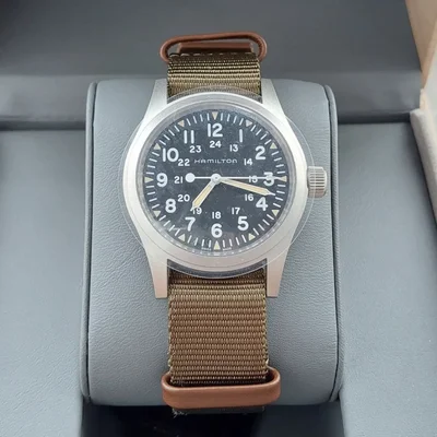 Khaki Field Mechanical 38